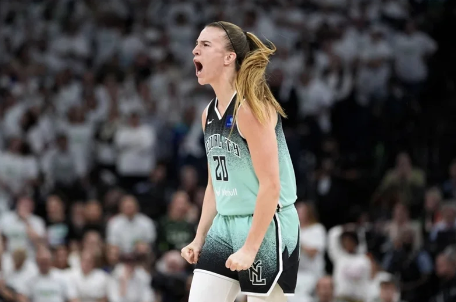 WNBA/Ionesco Championship G3 vút lên chiến thắng với cú 3 điểm cực lớn